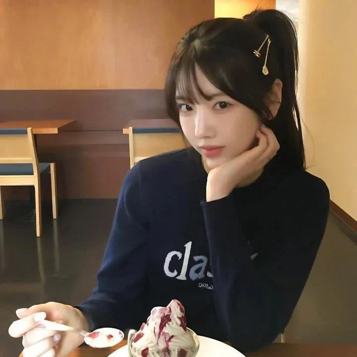 怪兽与女孩