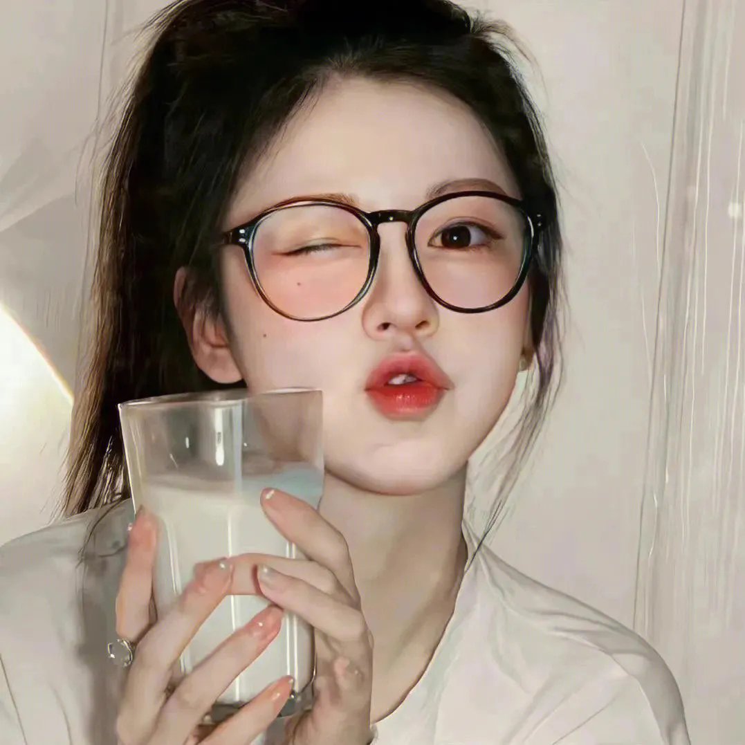 蕾哈娜内衣秀4